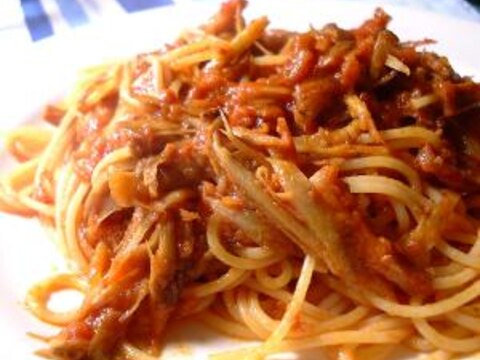 ささがきごぼうのトマトソースパスタ